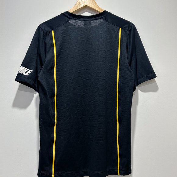 Nike DriFit Workout / Soccer Tee - Picture 5 of 5